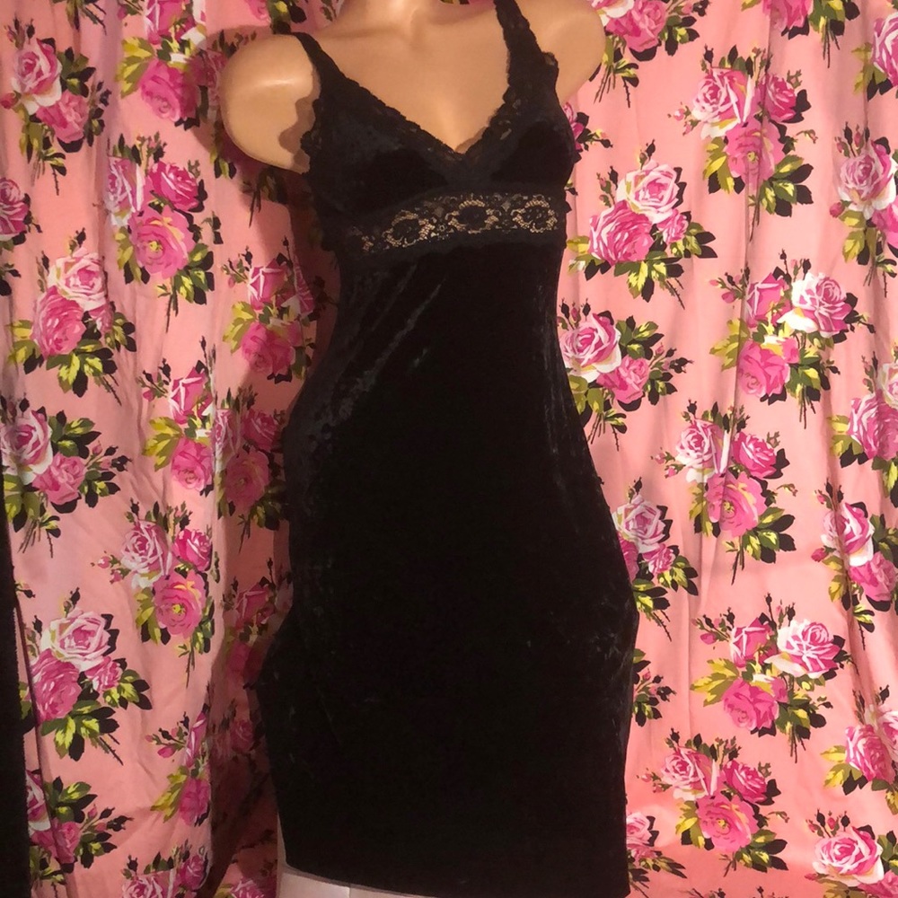 white and black dress Womens Black&White Maxi Dress Long Sleeve Crewneck Long Dress Color Block  Flowy Aline Dress with Large Hemlines (US, Alpha, Small, Regular, Regular,  Black/Apricot) at Amazon Women's Clothing store main image 1